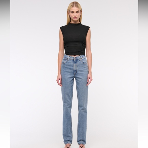 Abercrombie & Fitch Denim - NWT A&F Ultra High Rise 90s Slim Straight Jean